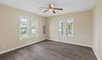 610 Decker St, Jennings, LA 70546