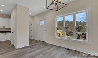 31 Elkwood Ave, Asheville, NC 28804