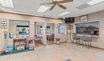 7017 NW 39th Expy, Bethany, OK 73008