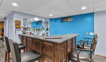 56 Scituate Ave, Cranston, RI 02921