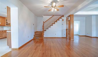 4165 E Texas Rd, Allentown, PA 18103