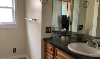 111 Aster St, Warwick, RI 02888