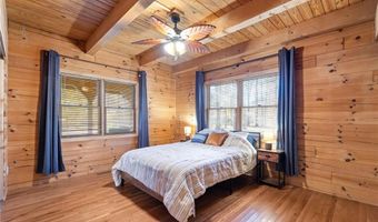 1671 Burns Ct, Austin, IN 47102