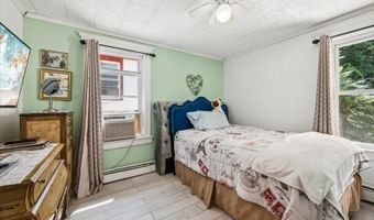 4 Park Heights Ave, Andover, NJ 07801