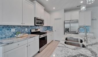 5415 LIMELIGHT Dr, Apollo Beach, FL 33572