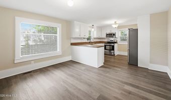465 Third St, Ayden, NC 28513