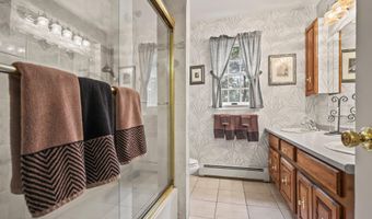 221 Lloyd Rd, Aberdeen, NJ 07747