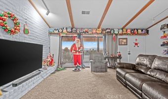 16043 Saint Timothy Rd, Apple Valley, CA 92307