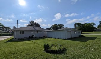 2013 N LYNNDALE Dr, Appleton, WI 54914