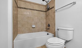 24620 BYRNE MEADOW Sq 300, Aldie, VA 20105