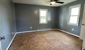 143 S 7th St, Austin, IN 47102