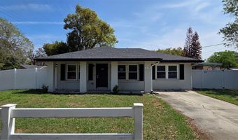 132 JAMES St, Auburndale, FL 33823