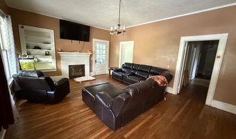 465 6th St, Aurora, NC 27806