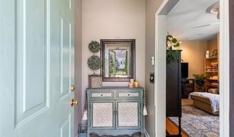 93 Whipple Ave, Cranston, RI 02920