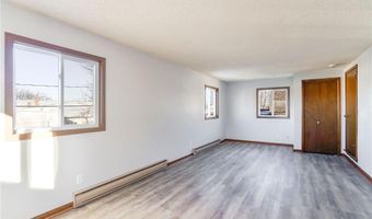 409 W Adams St, Arlington, MN 55307