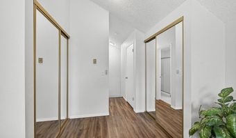10295 SW Trapper Ter Bld#7, Beaverton, OR 97008