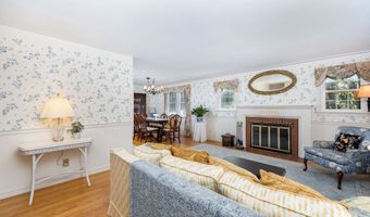 132 Fern Hill Rd, Bristol, CT 06010