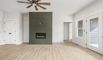 6584 Thomas Twin Oak, Baxter, TN 38544