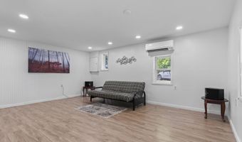 21468 Mandalay Ln, Abingdon, VA 24211