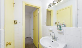 280 E Main St APT E6, Clinton, CT 06413