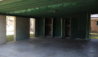 513 Holly St, Angleton, TX 77515