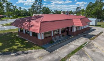 804 S Dixon, Alma, GA 31510