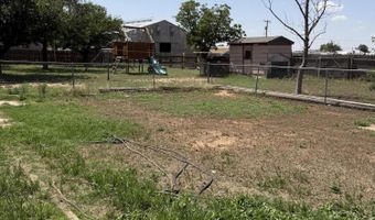 106 E 14th St, Abernathy, TX 79311