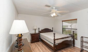 637 Wedelia Dr, Barefoot Bay, FL 32976