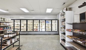 10 N Main St, Arab, AL 35016