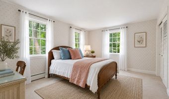 32 Thayer Farm Rd, Attleboro, MA 02703