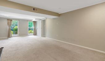 8302 NIGHTINGALE Ct, Annandale, VA 22003