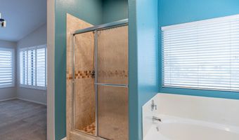 2190 S Navajo Way, Chandler, AZ 85286