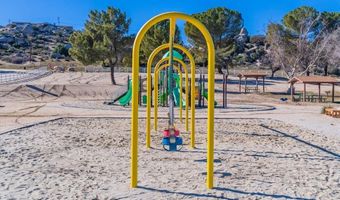988 Crazy Horse Canyon Dr, Aguanga, CA 92536