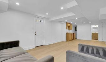 1627 MARSHALL Ave, Rockville, MD 20851