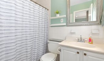 10607 MONTROSE Ave M-202, Bethesda, MD 20814