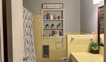 615 Fairmont St, Albertville, AL 35950