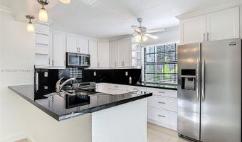 3552 Magellan Cir 122, Aventura, FL 33180