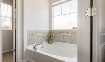 2899 Trinity Loop, Broomfield, CO 80023