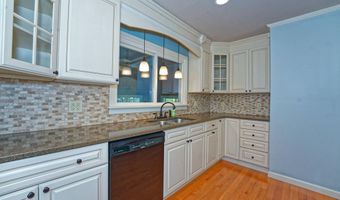 38 Danker Ave, Albany, NY 12206