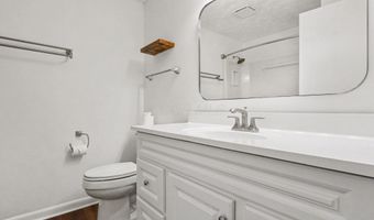 3861 Orange Blossom Ln, Columbus, OH 43230