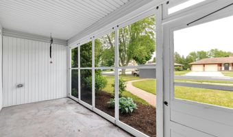 1529 CLARK St, Algoma, WI 54201
