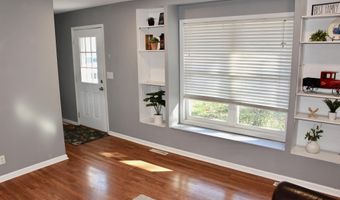 1323 Wisconsin Cir, Ames, IA 50014