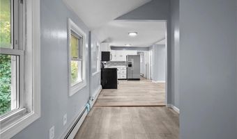 135 Lippitt Ave, Cranston, RI 02921