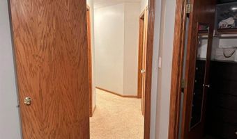 850 E Mill St, Akron, IA 51001