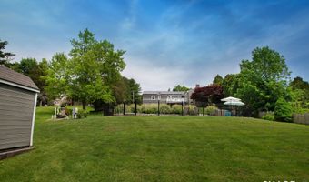 11 Whippoorwill Rd, Bethel, CT 06801