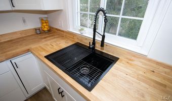 176 S Scott St, Adrian, MI 49221