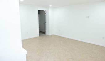 95 Elwyn St, Cranston, RI 02920