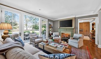 1153 Saint Andrews Dr, Macon, GA 31210