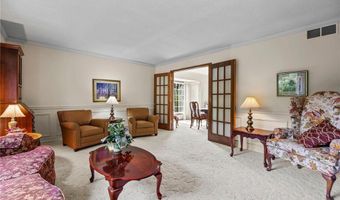 1724 Chatham Ave, Arden Hills, MN 55112