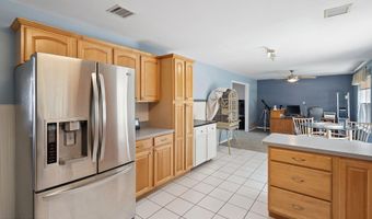 1527 Berkeley Ave, Beachwood, NJ 08722